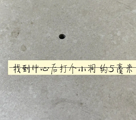 兴宾瓷砖空鼓维修公司专业解答在瓷砖铺贴过程中，如果砂料搅拌不均匀，将会带来以下问题